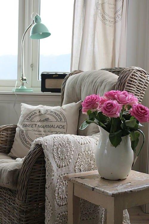 farmhouse theme with red <a href='https://0zt.c90.myftpupload.com' target='_blank'>artificial</a> roses” class=”uag-image-9859″ width=”” height=”” title=”” loading=”lazy”/></figure></div>
</div>
</div>
</div><!-- .entry-content -->
<footer class=